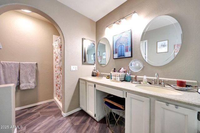 15809 N 11TH Avenue, Phoenix, AZ 85023