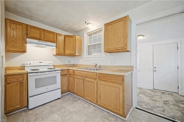 428 Melville RD, Hampton, VA 23661