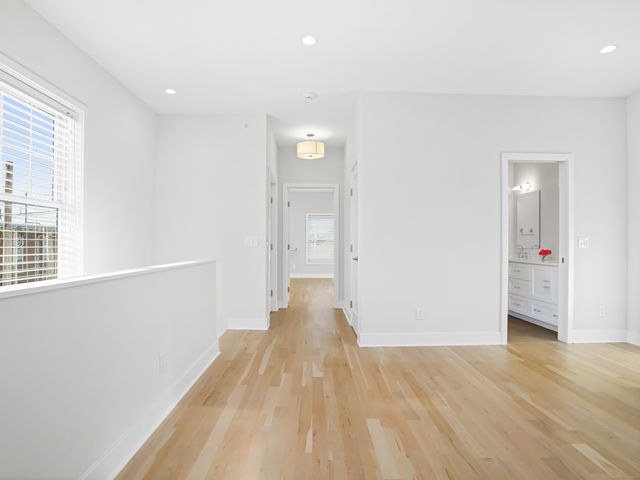 21 Beaumont Street 21, Fairfield, CT 06824