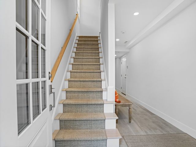 21 Beaumont Street 21, Fairfield, CT 06824