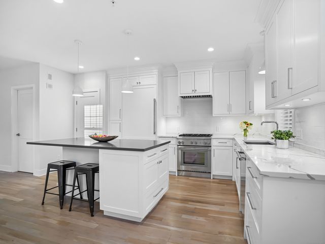 21 Beaumont Street 21, Fairfield, CT 06824