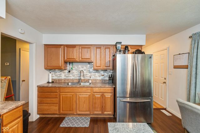 1843 Chandler Lane, Columbus, IN 47203