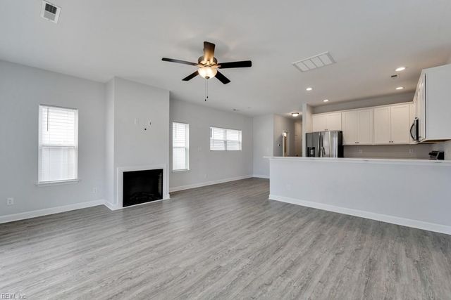 100 S Budding AVE A, Virginia Beach, VA 23452