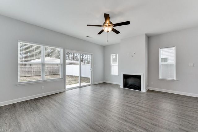 100 S Budding AVE A, Virginia Beach, VA 23452