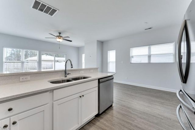 100 S Budding AVE A, Virginia Beach, VA 23452