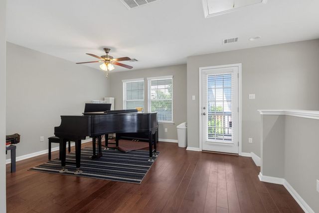 516 Palmilla ST, Leander, TX 78641