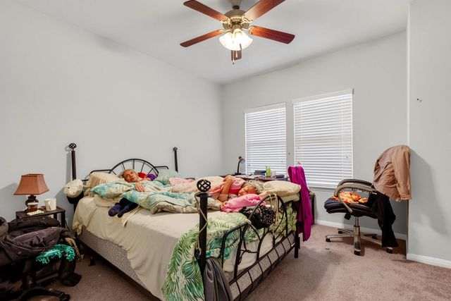 516 Palmilla ST, Leander, TX 78641