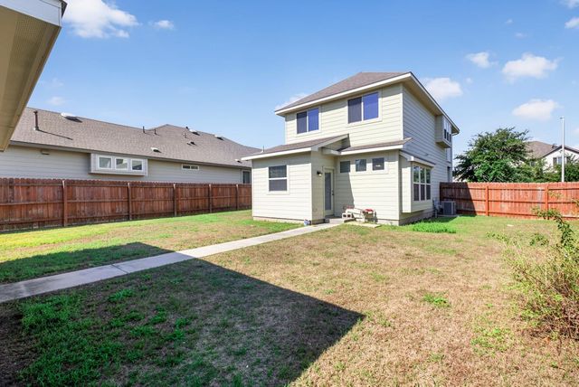 516 Palmilla ST, Leander, TX 78641