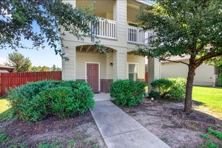 516 Palmilla ST, Leander, TX 78641