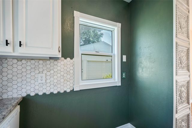 330 E 13th Street N, Newton, IA 50208