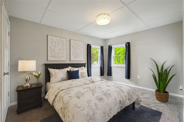 330 E 13th Street N, Newton, IA 50208