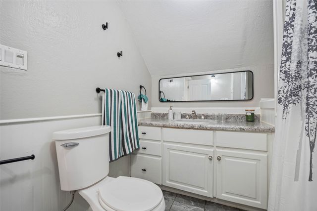 330 E 13th Street N, Newton, IA 50208