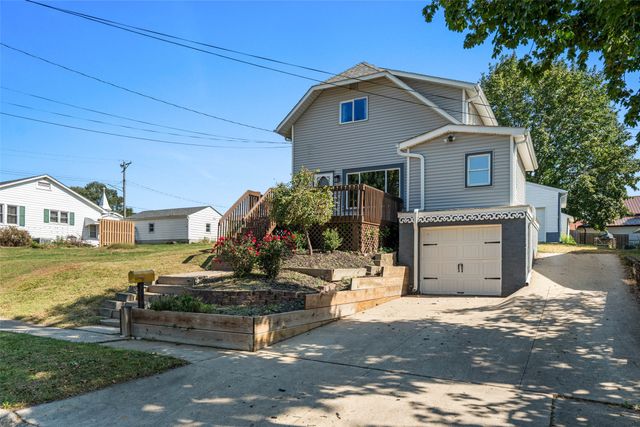 330 E 13th Street N, Newton, IA 50208