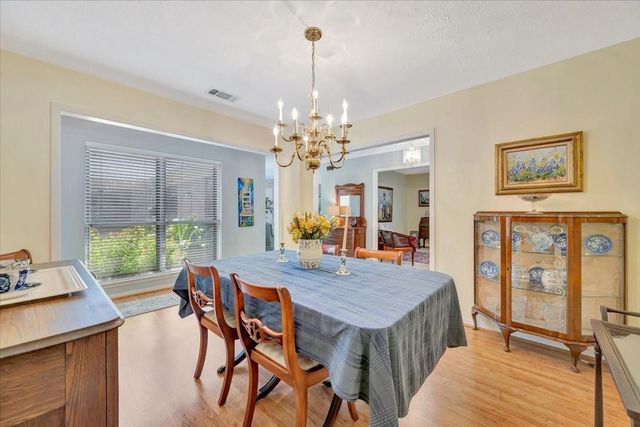 15518 Pleasant Valley Road, Houston, TX 77062