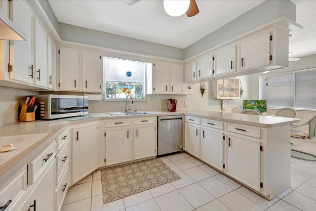 15518 Pleasant Valley Road, Houston, TX 77062