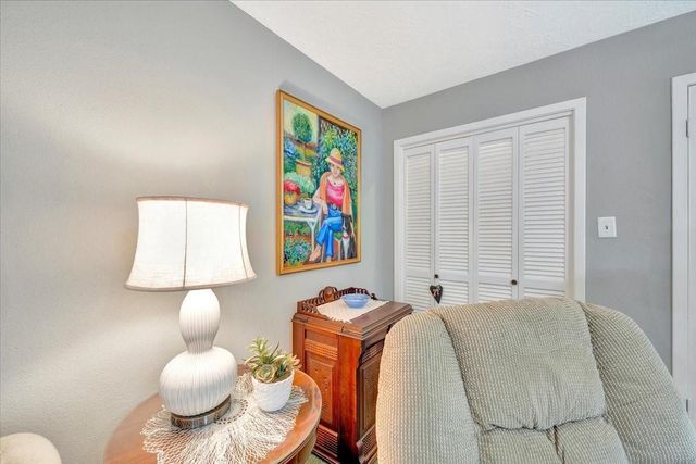 15518 Pleasant Valley Road, Houston, TX 77062