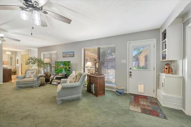 15518 Pleasant Valley Road, Houston, TX 77062