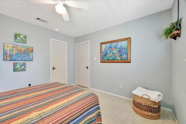 15518 Pleasant Valley Road, Houston, TX 77062
