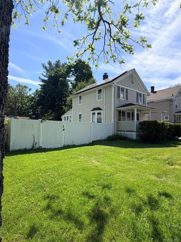 48 North Street, Pine Bush, NY 12566