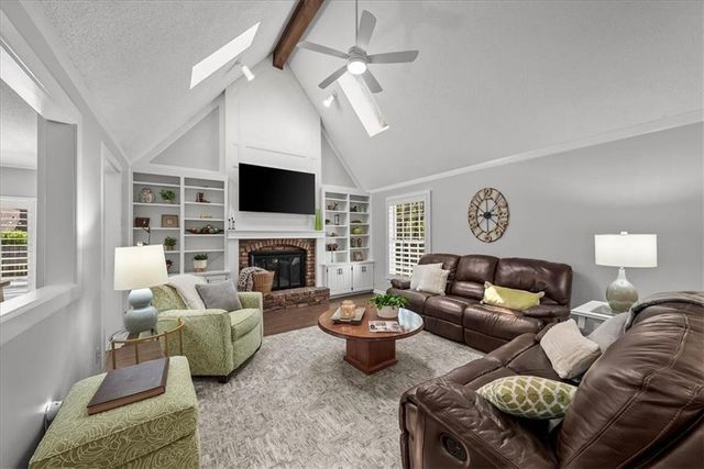 12028 Ballentine Street, Overland Park, KS 66213