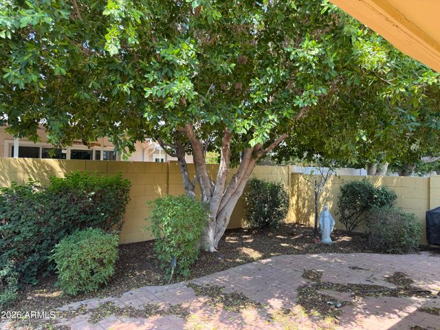 7738 E Northland Drive, Scottsdale, AZ 85251