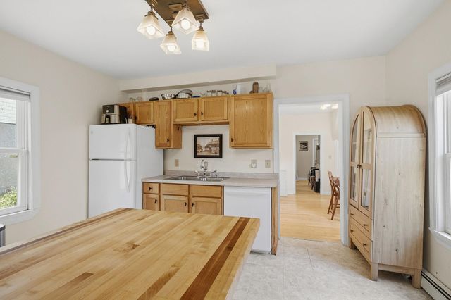 234 Sidney Street E, West Saint Paul, MN 55107