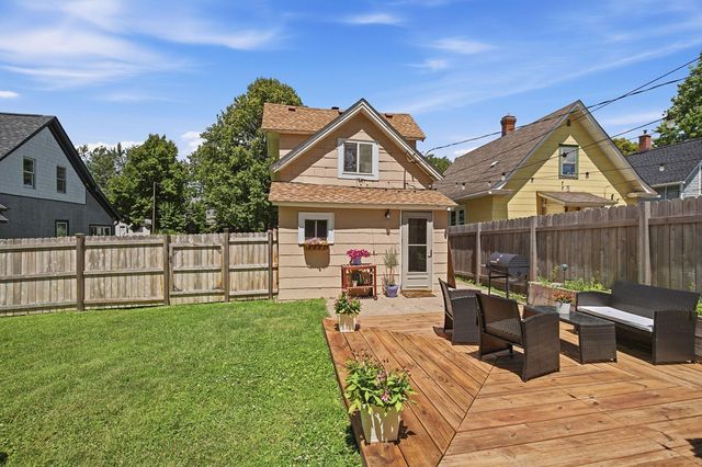 234 Sidney Street E, West Saint Paul, MN 55107