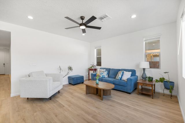 2541 Seaforth Circle, Rio Rancho, NM 87144