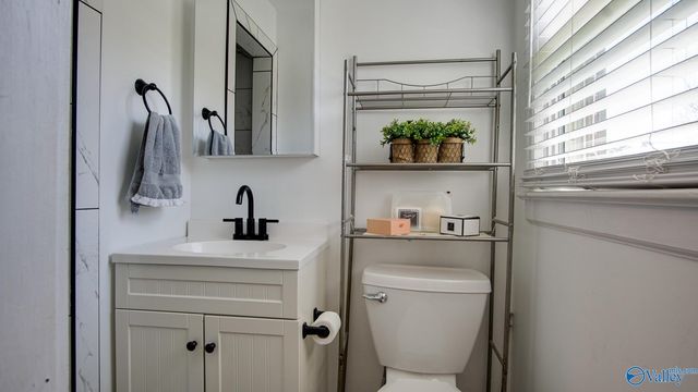 3816 Hopwood Avenue, Guntersville, AL 35976