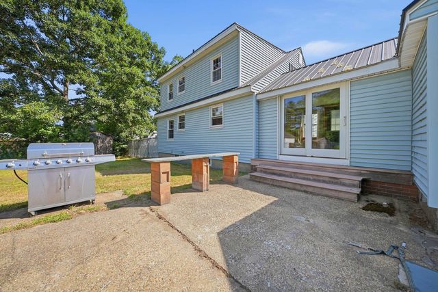 158 Milton Road, Rochester, NH 03868