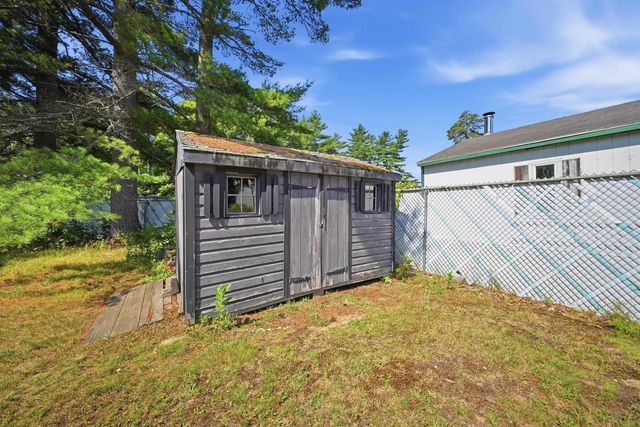 158 Milton Road, Rochester, NH 03868