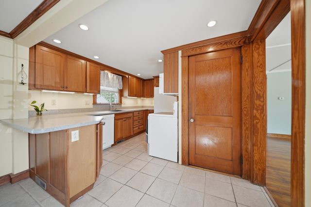 158 Milton Road, Rochester, NH 03868