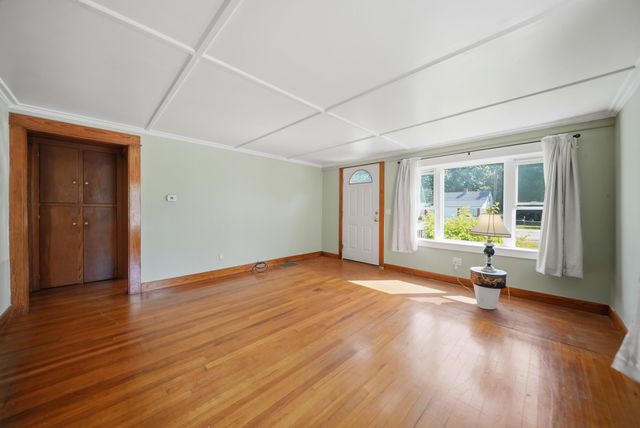 158 Milton Road, Rochester, NH 03868