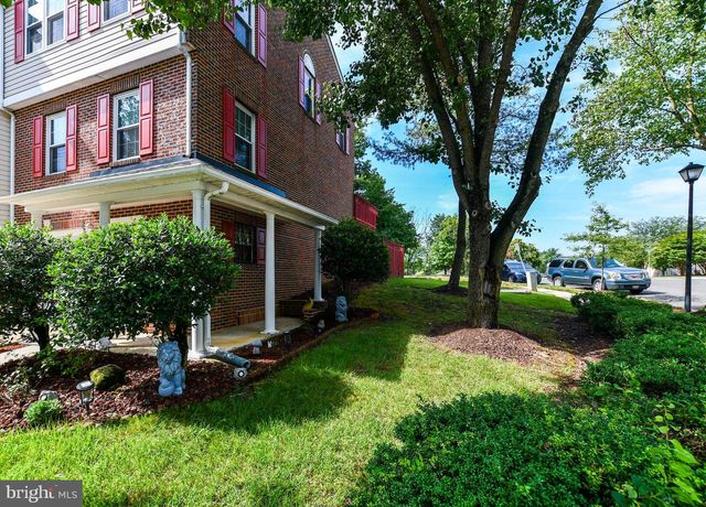 1401 DEEP GORGE CT, Oxon Hill, MD 20745