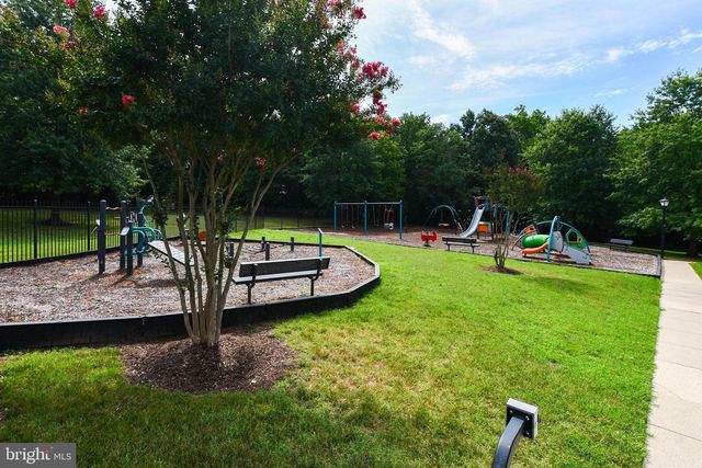 1401 DEEP GORGE CT, Oxon Hill, MD 20745