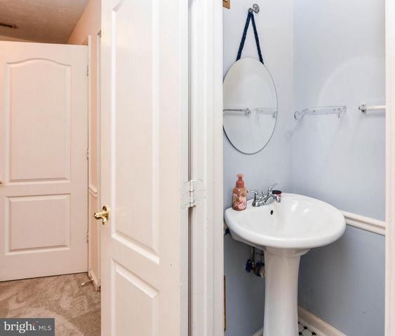 1401 DEEP GORGE CT, Oxon Hill, MD 20745