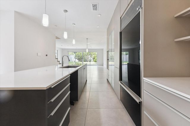 1222 Marconi Street, Houston, TX 77019