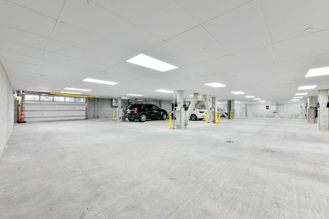 420 W Broadway 604, Boston, MA 02127