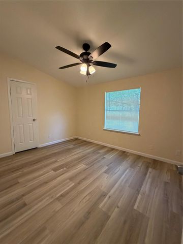 236 Live Oak DR, Cedar Creek, TX 78612