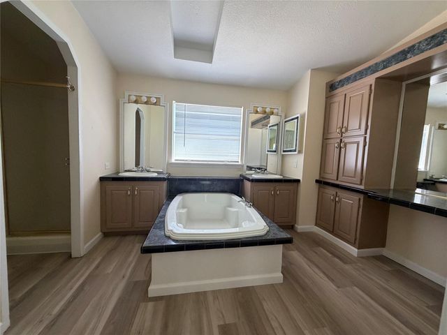 236 Live Oak DR, Cedar Creek, TX 78612