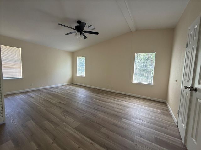 236 Live Oak DR, Cedar Creek, TX 78612