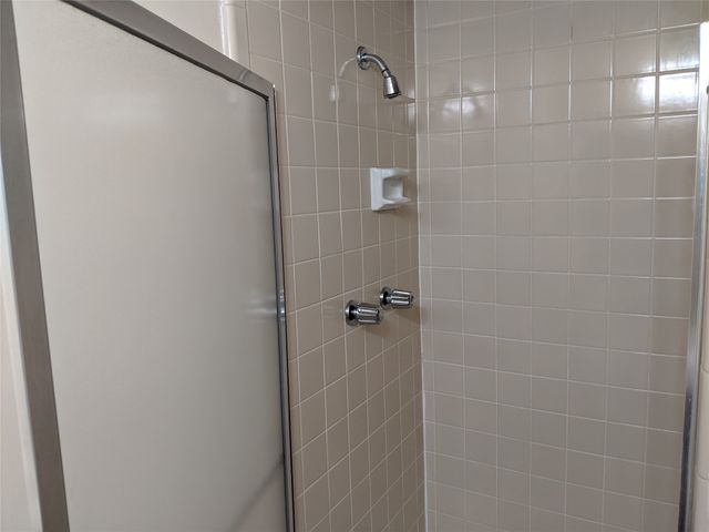 2813 Cumming Drive, Bedford, TX 76021