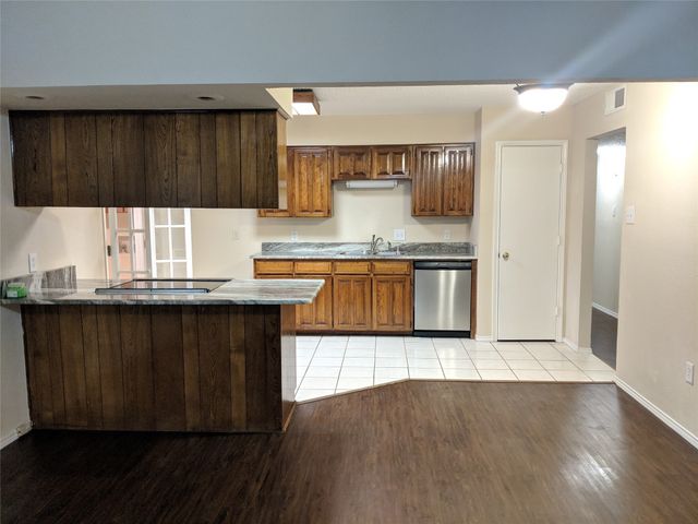 2813 Cumming Drive, Bedford, TX 76021