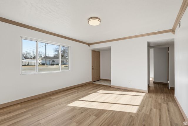 4552 W 5135 S, Kearns, UT 84118