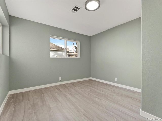 675 Knox Ct, Denver, CO 80204