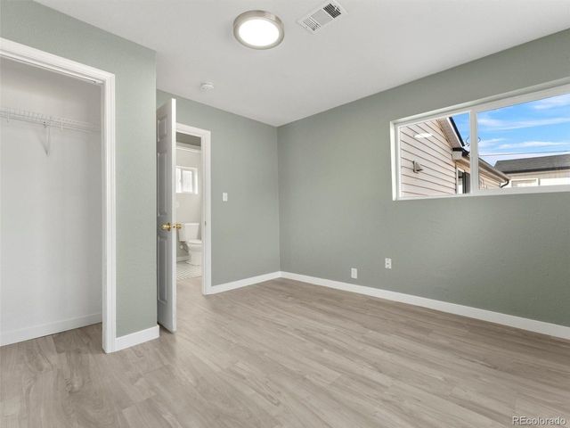 675 Knox Ct, Denver, CO 80204