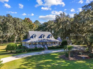 35 Oxen Ln, Bluffton, SC 29910