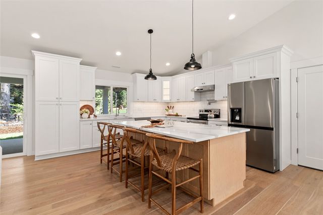 850 E Vine Street, Union, WA 98592