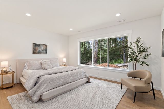 850 E Vine Street, Union, WA 98592