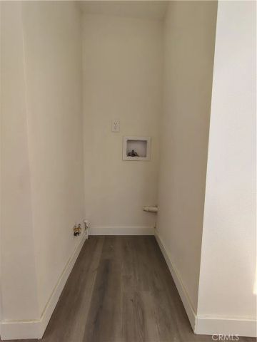 231 E Century, Los Angeles, CA 90003